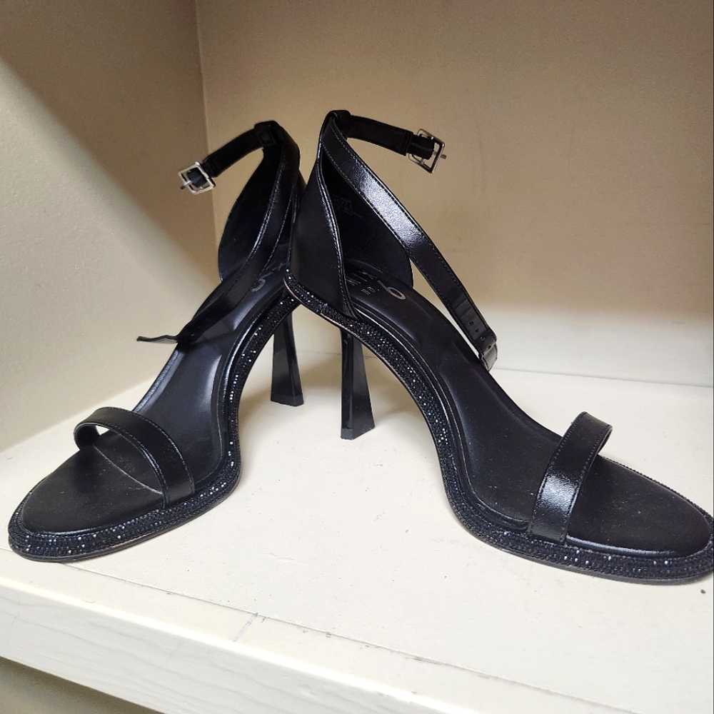 MIX NO.6 | Elegant Black Strappy Heels, Size 7